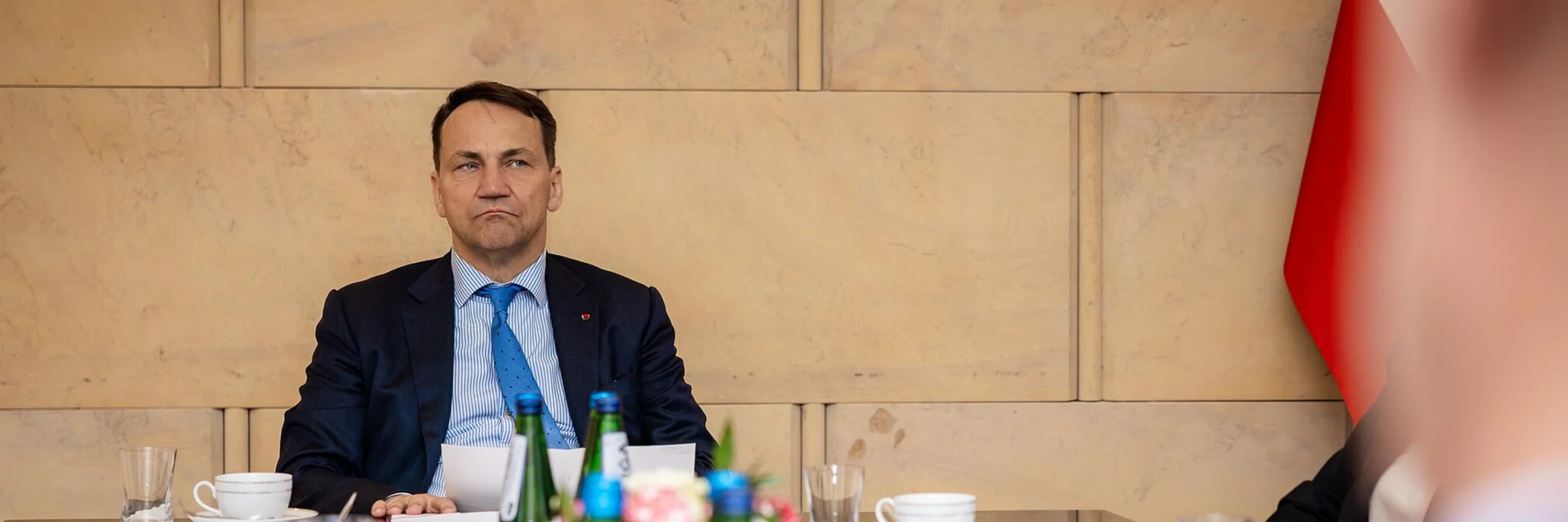 radosław sikorski spotkał się z szefem msz chin