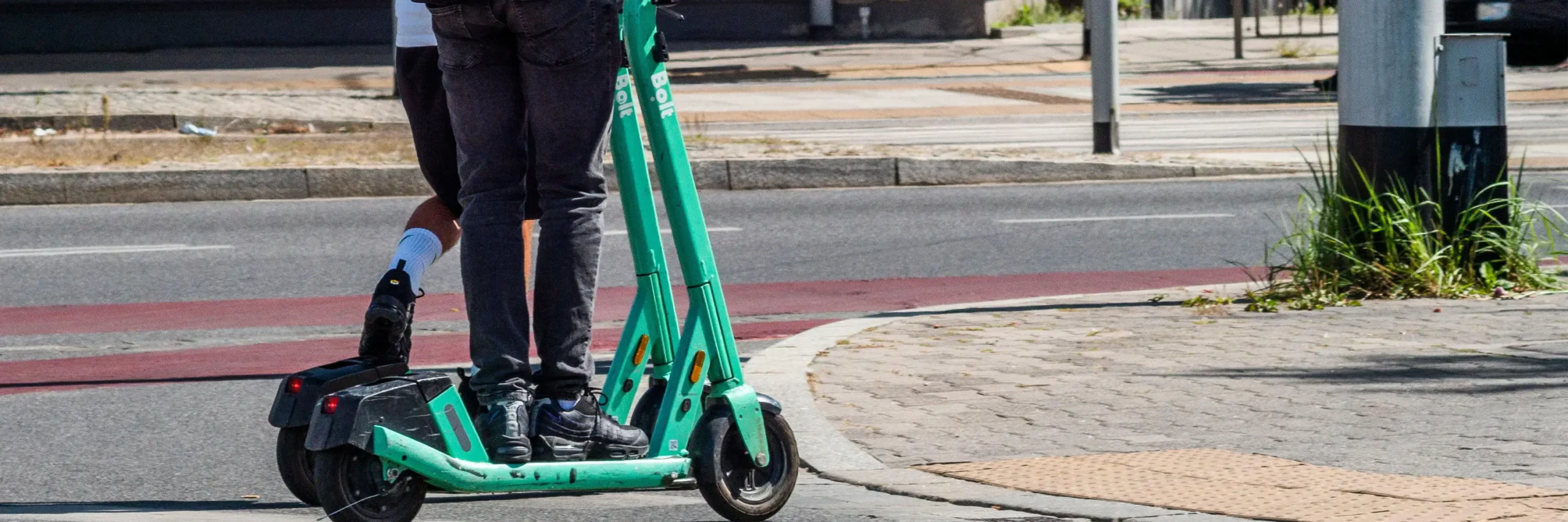 zakaz hulsjnóg elektrycznych w pradze od 2026